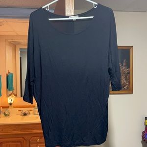 Black Light Weight Top✨